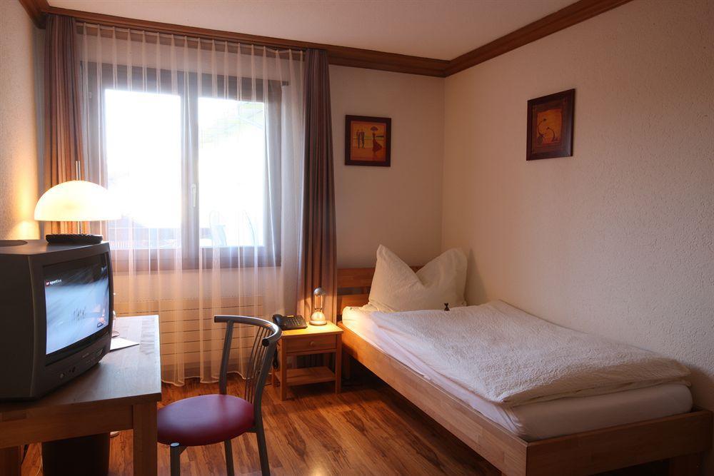 Hotel Alpha Thun Buitenkant foto
