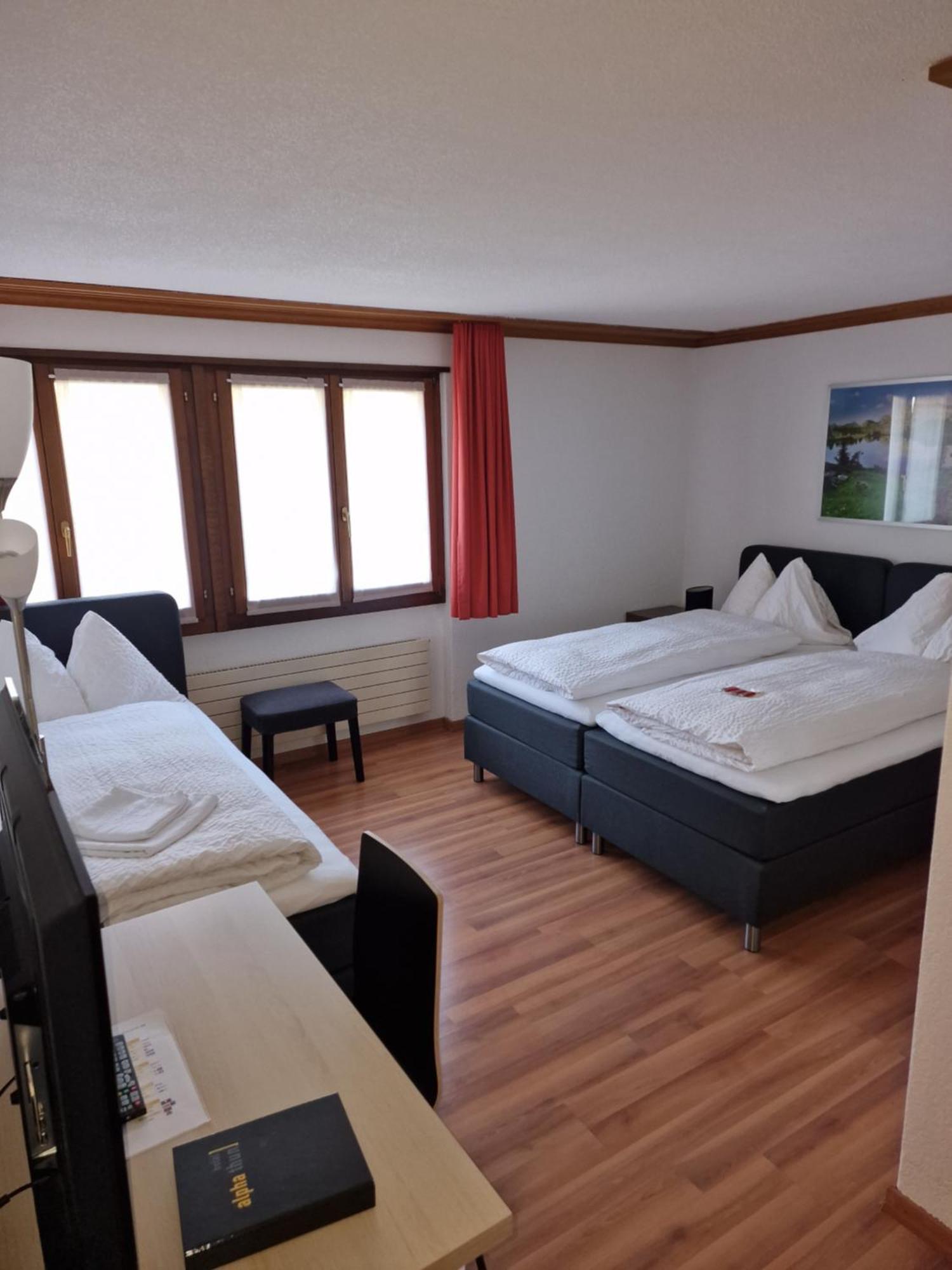 Hotel Alpha Thun Buitenkant foto