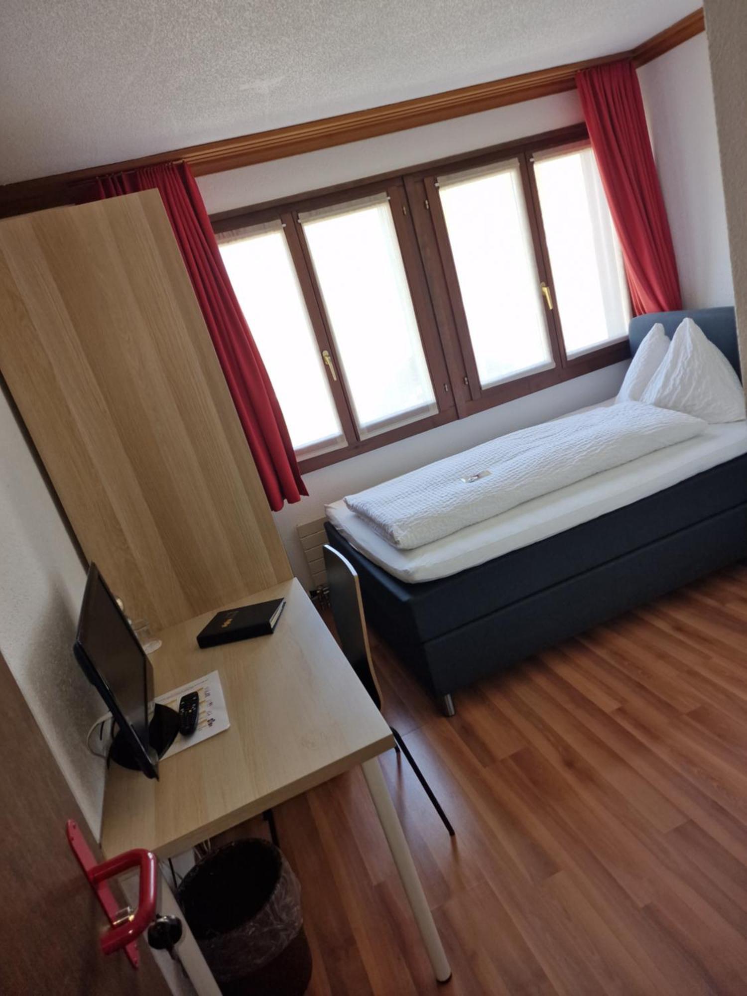 Hotel Alpha Thun Buitenkant foto