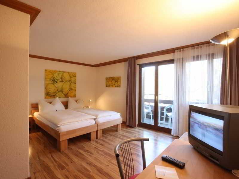Hotel Alpha Thun Buitenkant foto